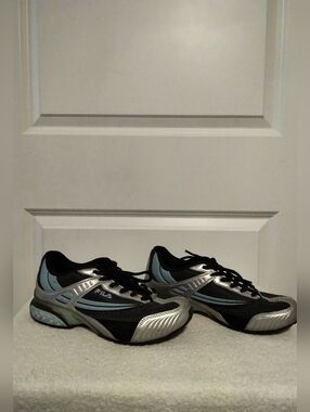 Fila Tennis shoes